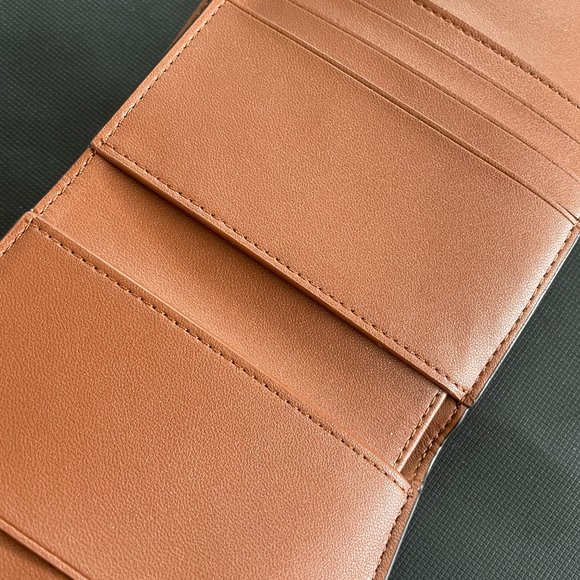 NWT Wyn Small Wallet In Colorblock - Picture 4 of 5
